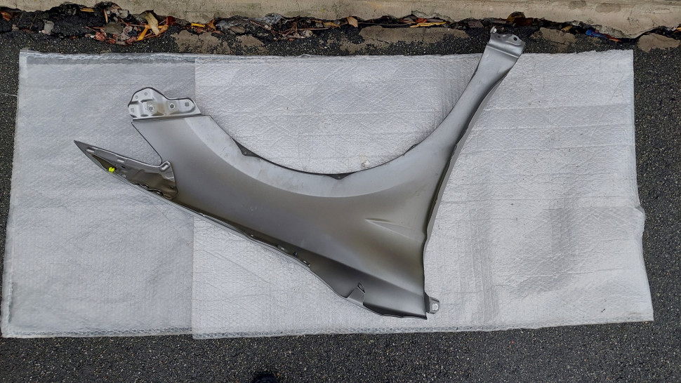 Крыло Toyota Camry 70 XV70 2022 2021 2020 2019 2018 Крило левое Камри 70