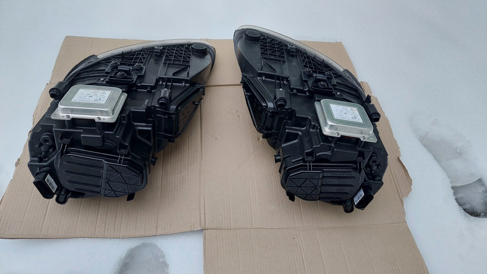 За пару. Фары Porsche Cayenne 958 7P РЕСТАЙЛ КСЕНОН LED Фара Порш Каен