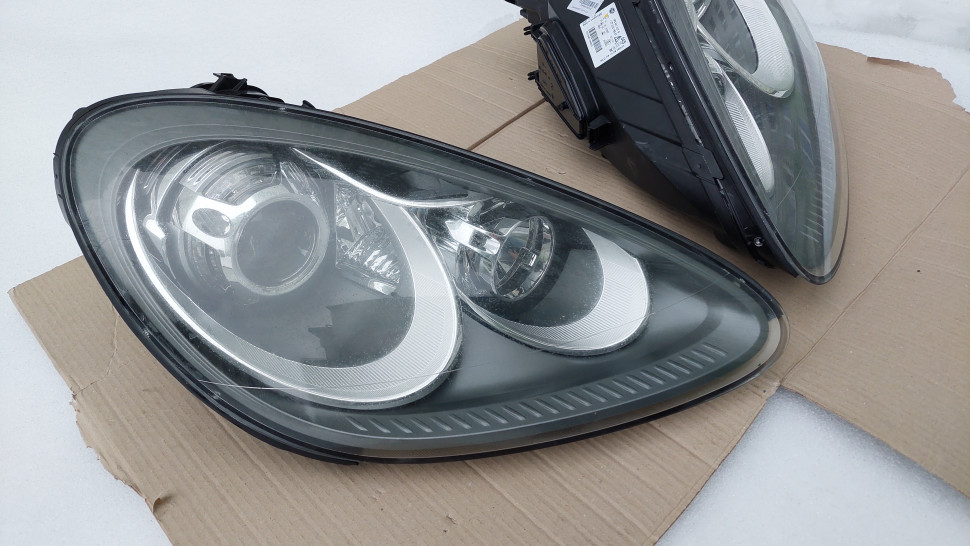 За пару. Фары Porsche Cayenne 958 7P РЕСТАЙЛ КСЕНОН LED Фара Порш Каен