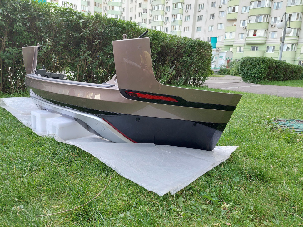 Бампер Land Rover Range Rover Velar L560 задний В СБОРЕ 6 парктроник LR093485