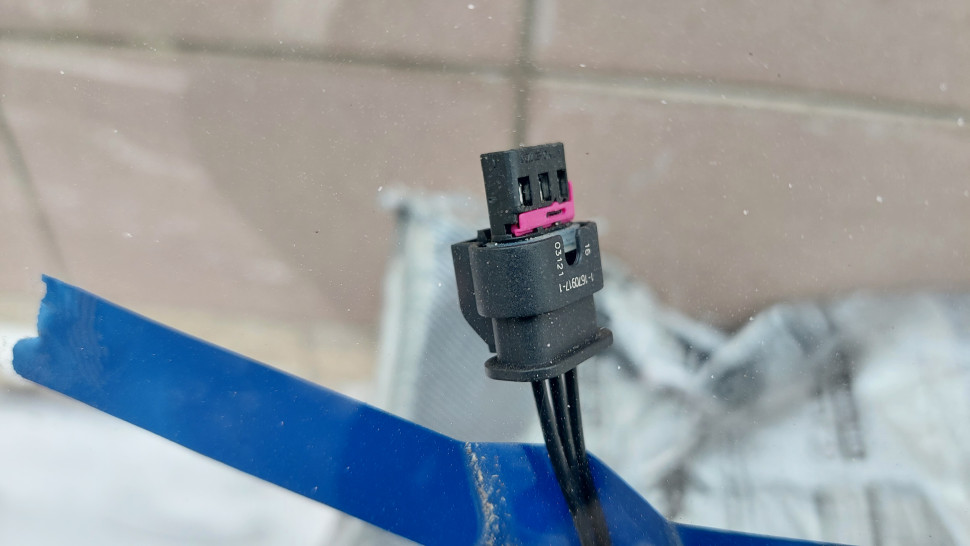 Лобовое стекло Tesla Model 3 2021 2020 2019 2018 2017 ОРИГИНАЛ 3 пина