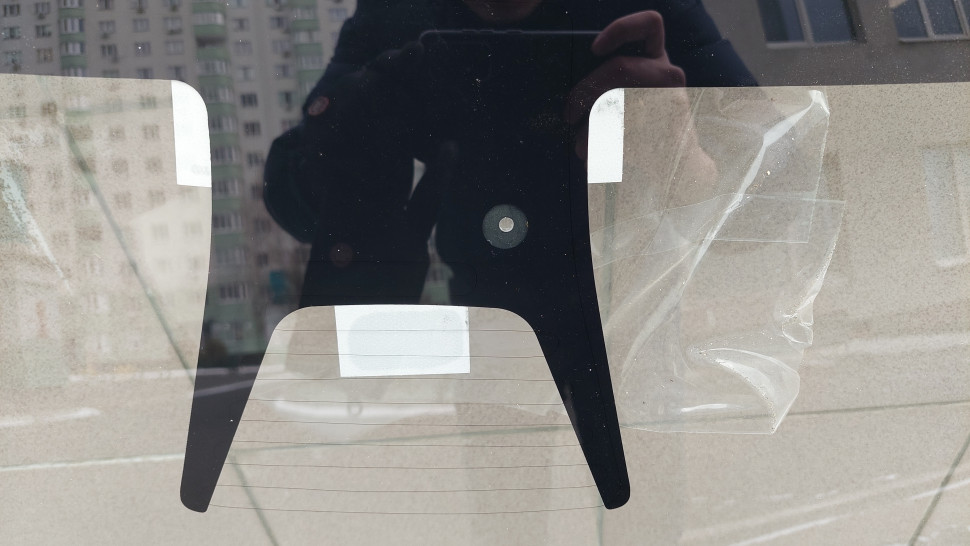 Лобовое стекло Tesla Model 3 2021 2020 2019 2018 2017 ОРИГИНАЛ 3 пина