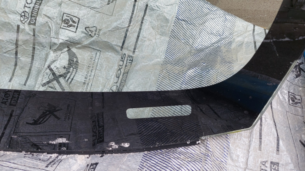 Лобовое стекло Tesla Model 3 2021 2020 2019 2018 2017 ОРИГИНАЛ 3 пина