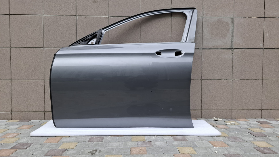 Двері Mercedes W213 2023 2022 2021 2020 2019 2018 2017 передні ліві, колір 992, Дверь передняя левая Мерседес 213, A2137200105