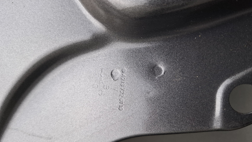 Двері Mercedes W213 2023 2022 2021 2020 2019 2018 2017 передні ліві, колір 992, Дверь передняя левая Мерседес 213, A2137200105