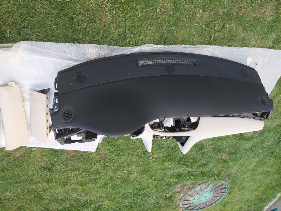 Торпедо Infiniti QX50 J55 2019 2020 2021 2022 торпеда Инфинити панель