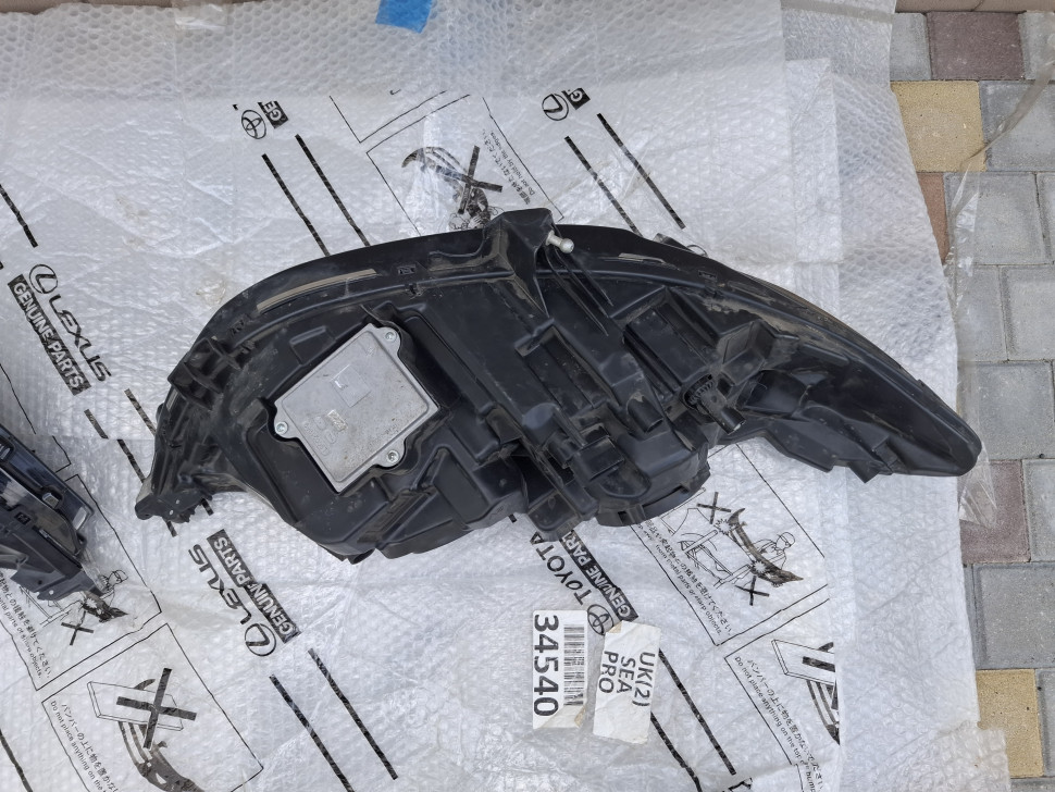 Лицензия б/у Фара левая Ford Fusion Америка с LED ДХО 2017 - 2024 Б/у в сборе с блоками / лампами Фара Фьюжн USA