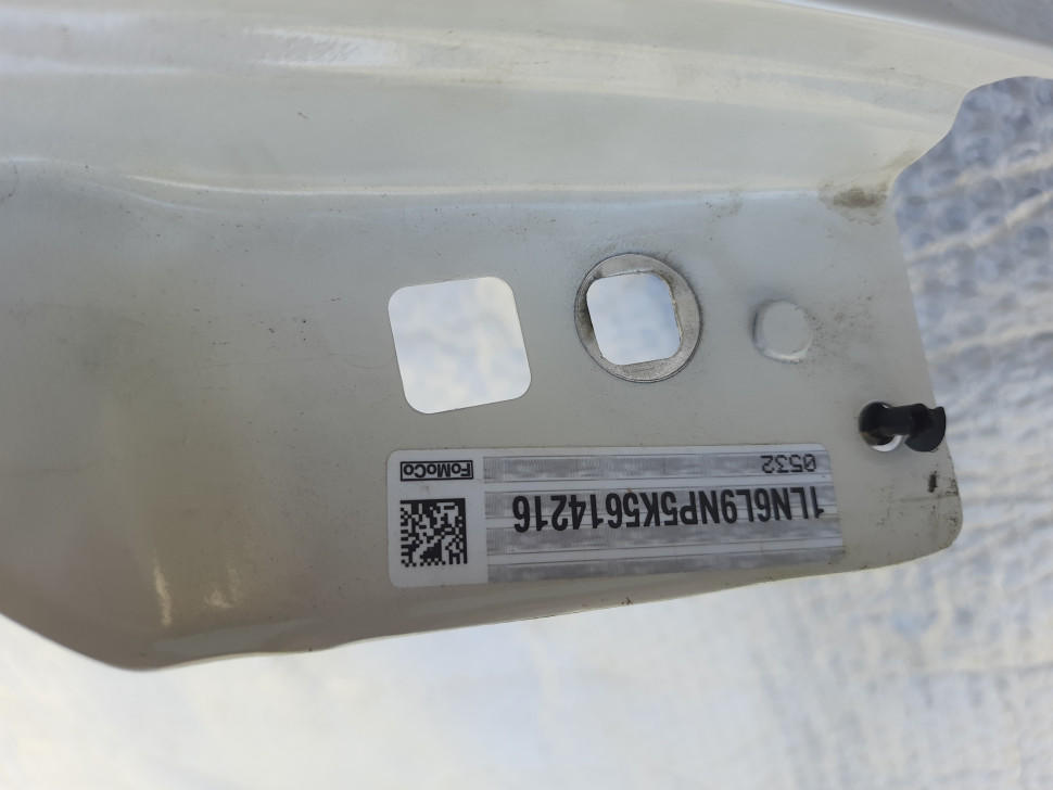 Крыло Lincoln Continental 2020 2019 2018 2017 2016 USA крыло Линкольн