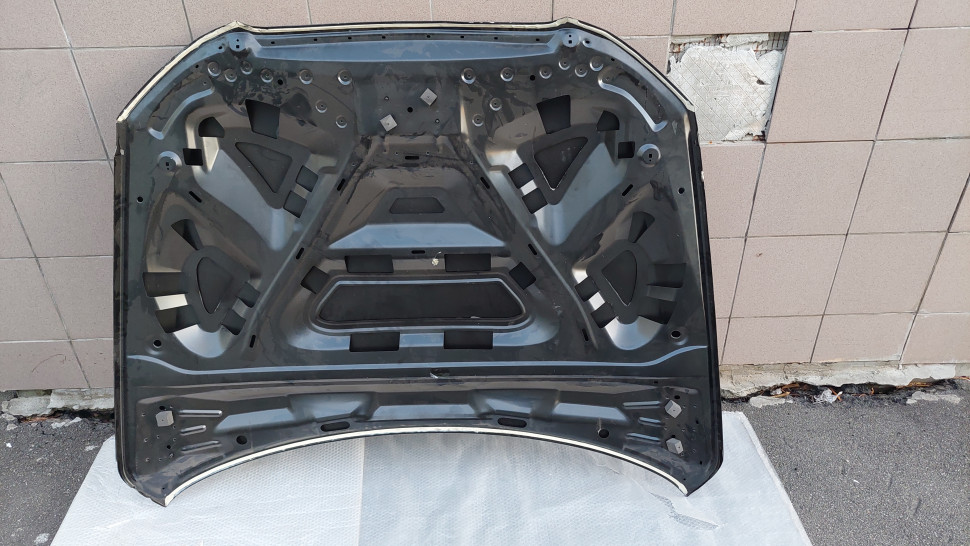 ОРИГИНАЛ  Капот AUDI Q5 2017 2016 2015 2014 2013 алюминий капот Ауди ку5. Мелкий дефект