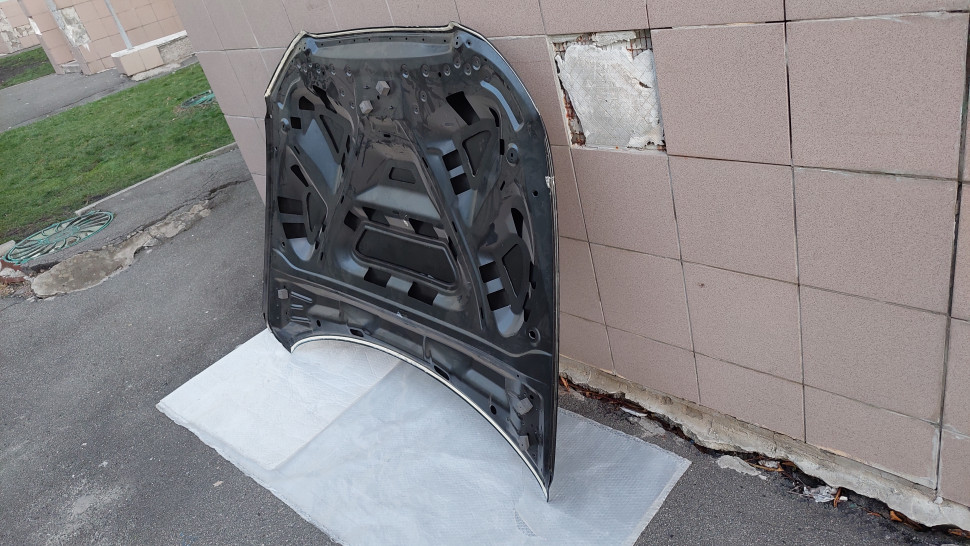 ОРИГИНАЛ  Капот AUDI Q5 2017 2016 2015 2014 2013 алюминий капот Ауди ку5. Мелкий дефект