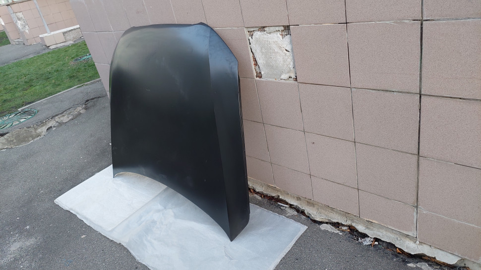 ОРИГИНАЛ  Капот AUDI Q5 2017 2016 2015 2014 2013 алюминий капот Ауди ку5. Мелкий дефект