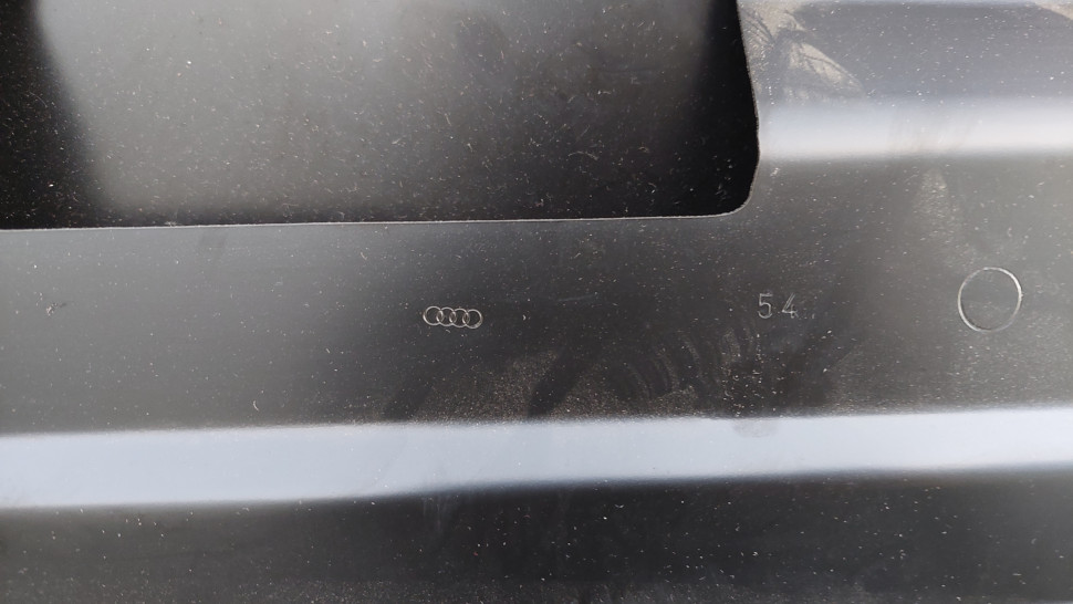 ОРИГИНАЛ  Капот AUDI Q5 2017 2016 2015 2014 2013 алюминий капот Ауди ку5. Мелкий дефект