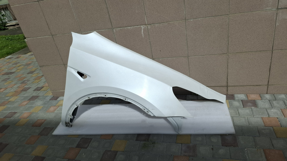 Дефект б/у Крыло правое Tesla Model Y PPSW 2025 2024 2023 2022 2021 2020 Tesla Y Крило Тесла У білий перламутр