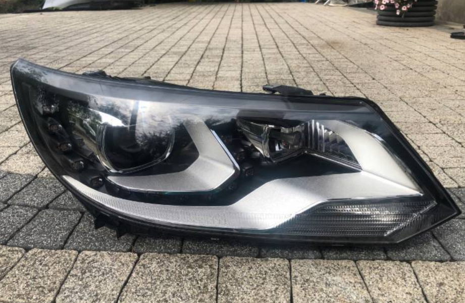 Ремонтное крепление правой фары VW Tiguan 2012-2016 Ремкомплект фар VW Tiguan 2012-2016